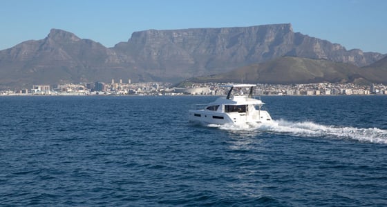 Leopard Catamaran Power Cruising 